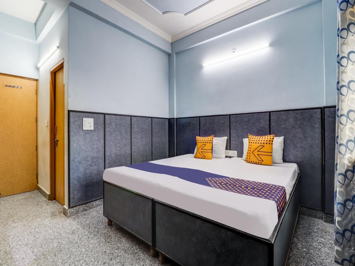 Spot On 82236 Aryan Home Stay Jhājra מראה חיצוני תמונה