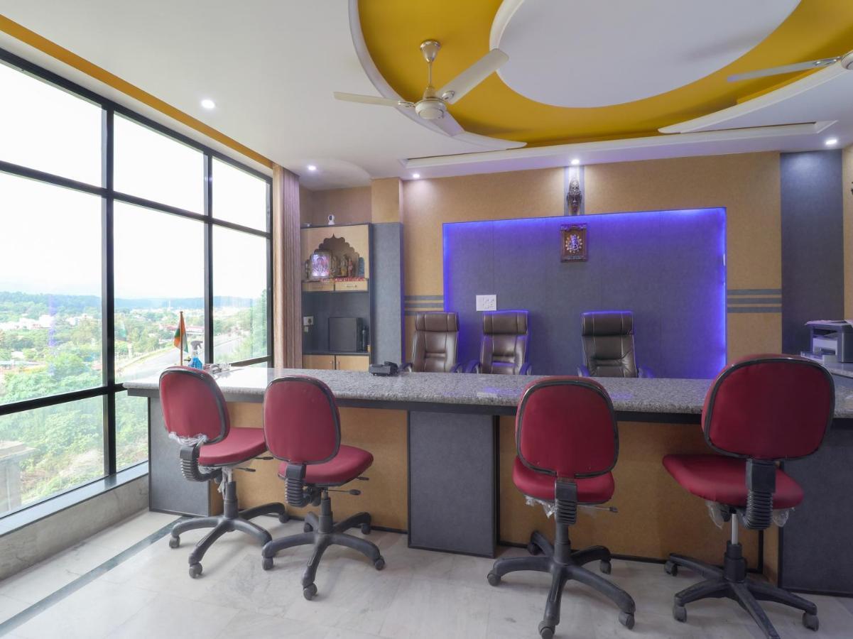 Spot On 82236 Aryan Home Stay Jhājra מראה חיצוני תמונה